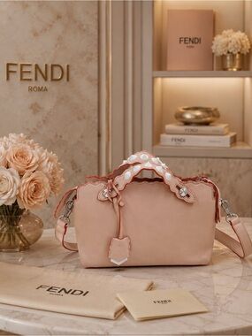 🌸Authentic FENDI By The Way Pink Leather Studded Scalloped Shoulder Crossbody🌸